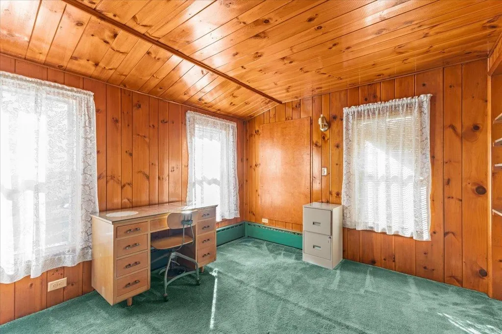 48 Latham Court Burlington VT 05401