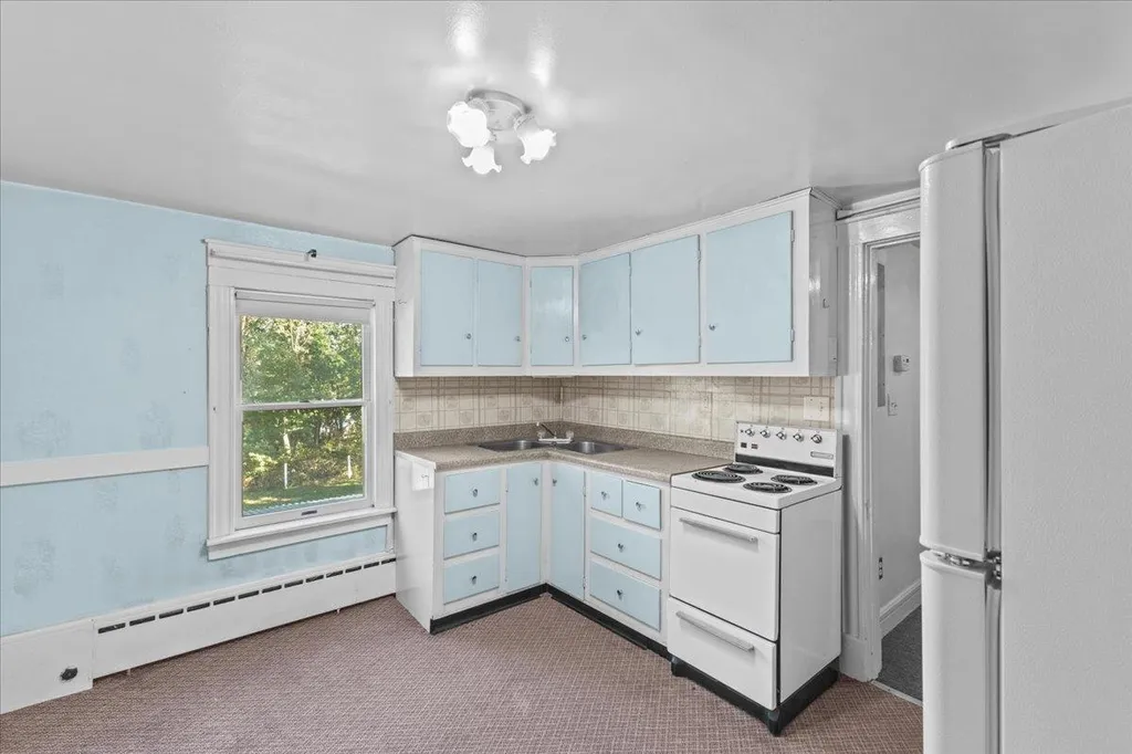 48 Latham Court Burlington VT 05401