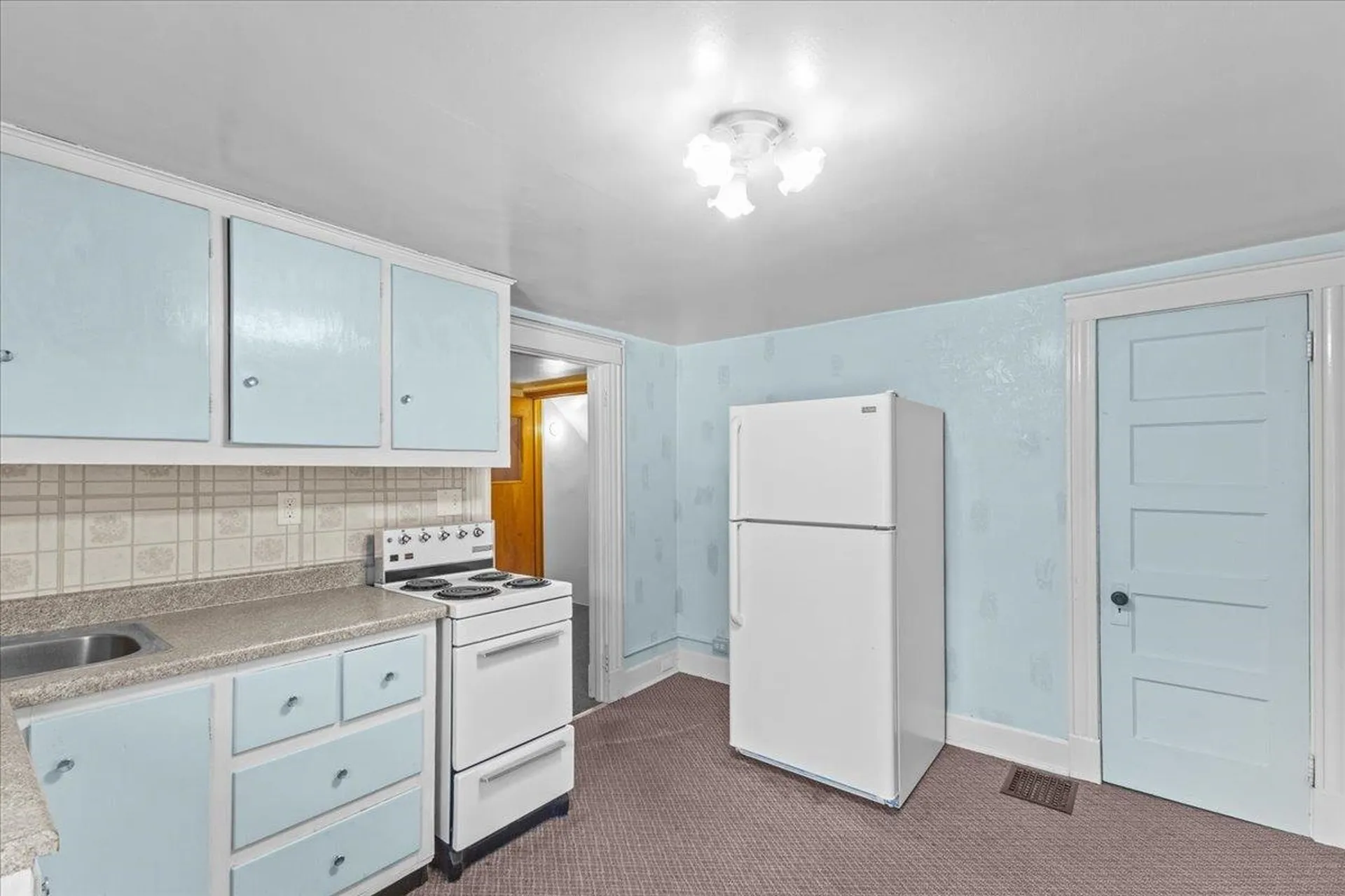 48 Latham Court Burlington VT 05401