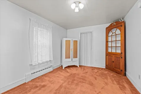 48 Latham Court Burlington VT 05401