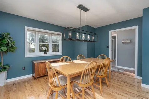 25 Schanda Drive Newmarket NH 03857
