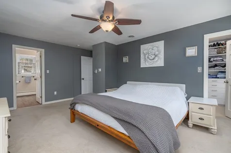 25 Schanda Drive Newmarket NH 03857