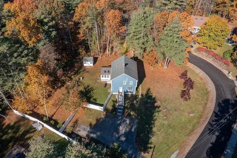 25 Schanda Drive Newmarket NH 03857