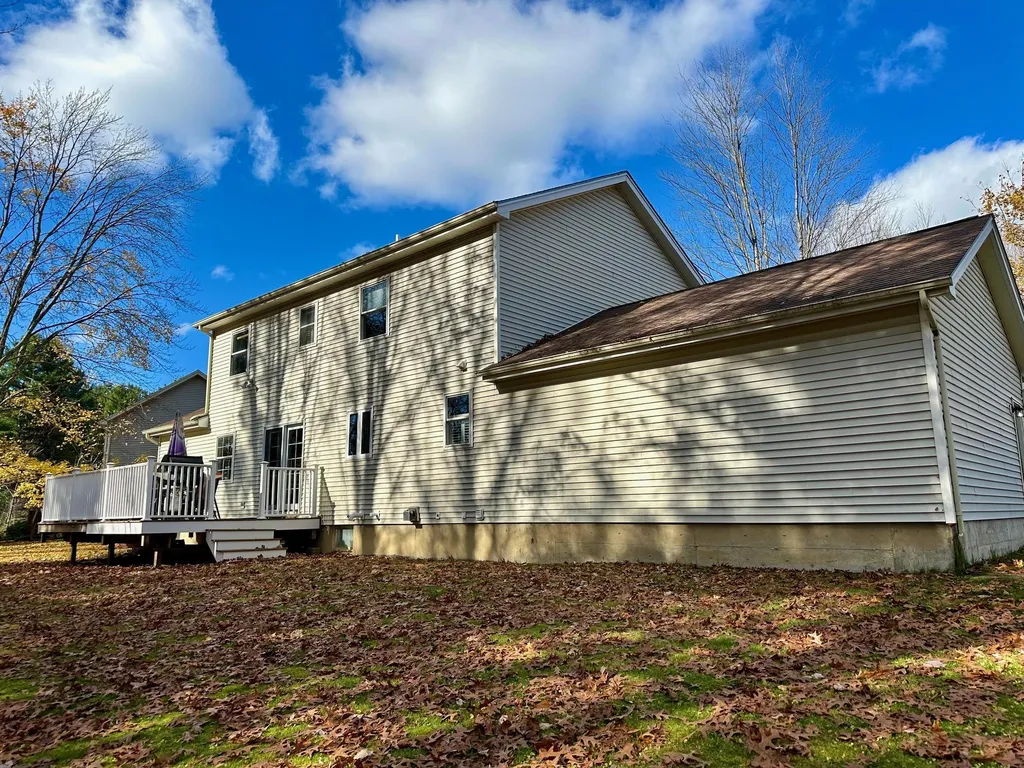 25 Hawthorn Circle Essex Junction VT 05452