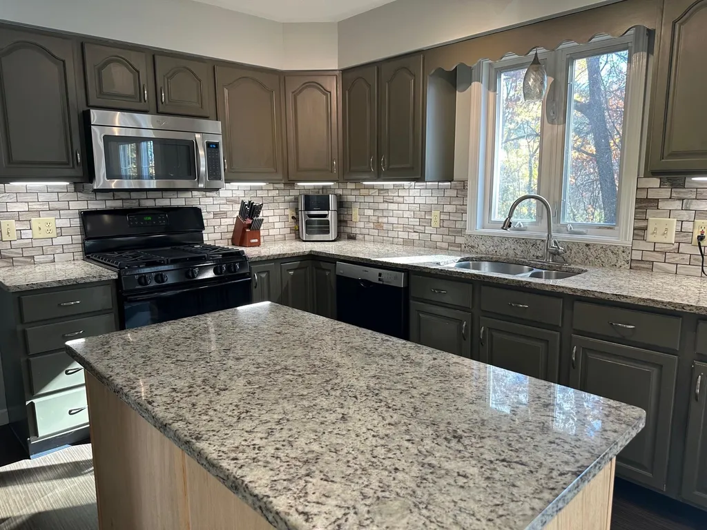 25 Hawthorn Circle Essex Junction VT 05452