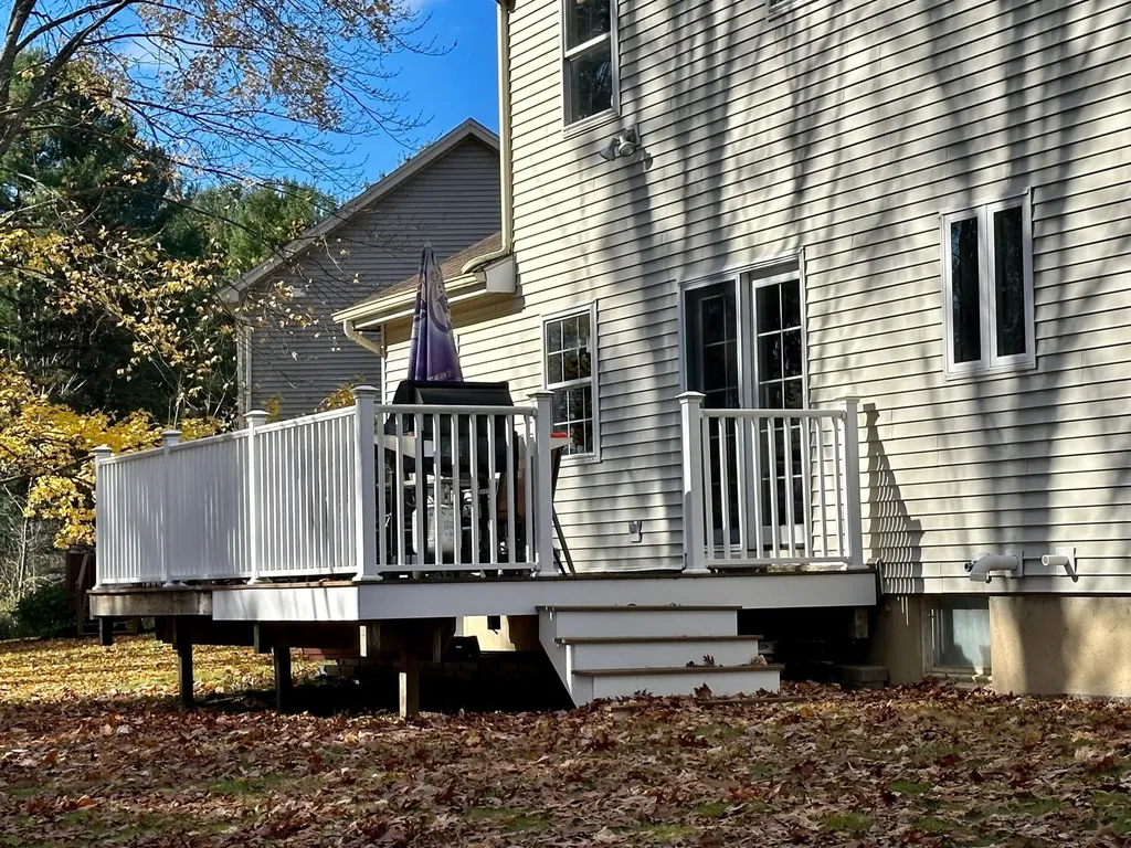 25 Hawthorn Circle Essex Junction VT 05452