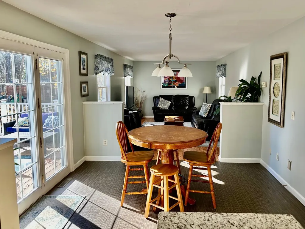 25 Hawthorn Circle Essex Junction VT 05452