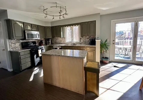 25 Hawthorn Circle Essex Junction VT 05452