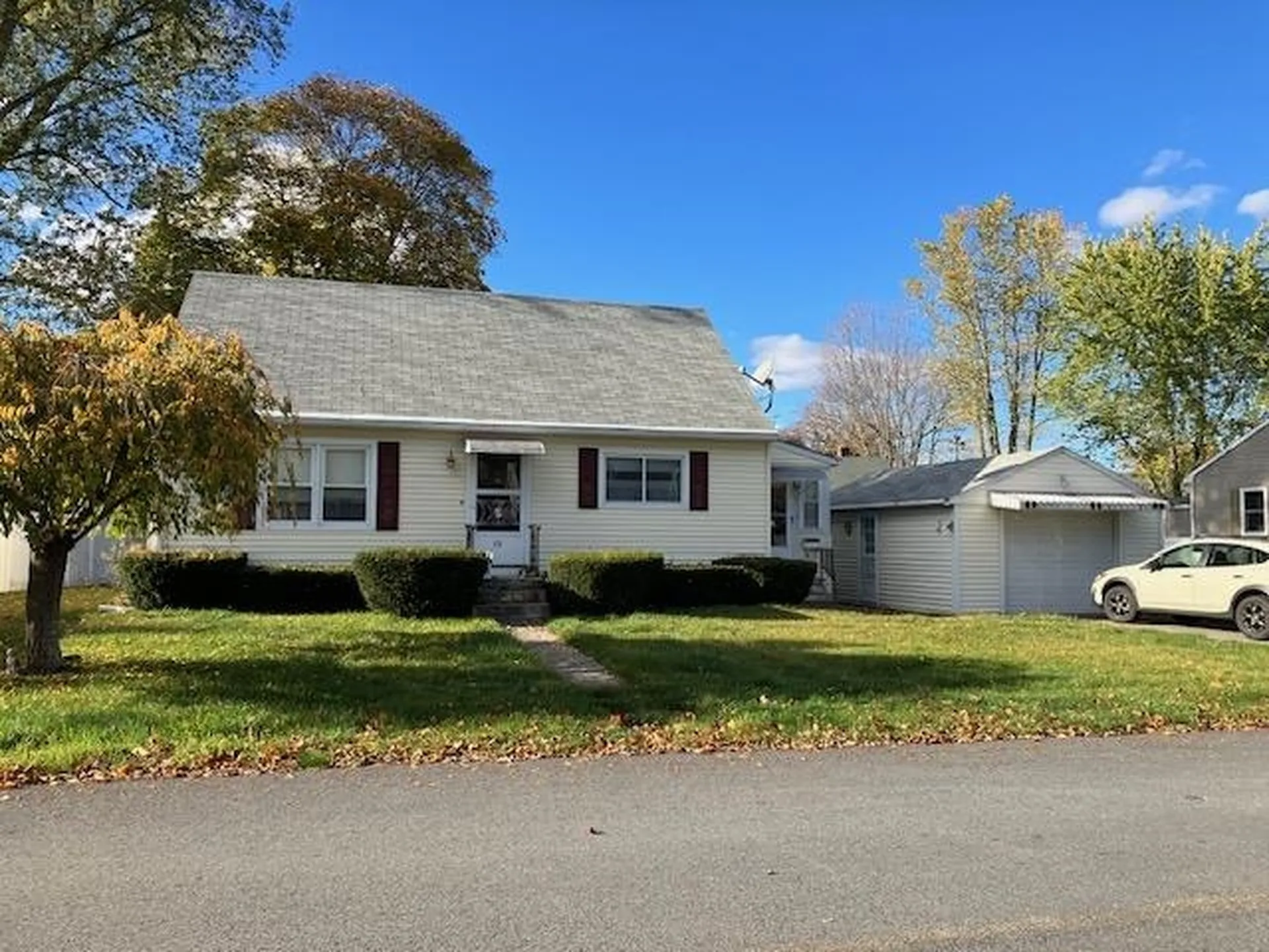 11 Essex Street Nashua NH 03064