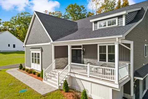 36 Parkside Drive Pelham NH 03076
