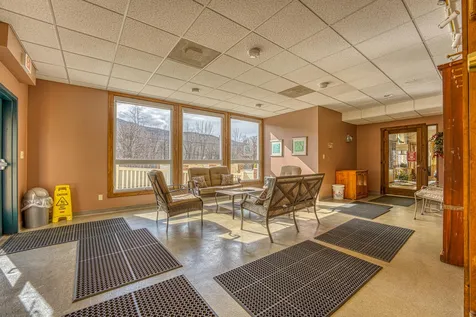 227 Main Street Lincoln NH 03251