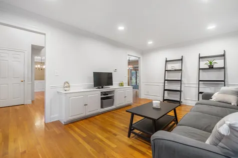 84 Bedford Road New Boston NH 03070