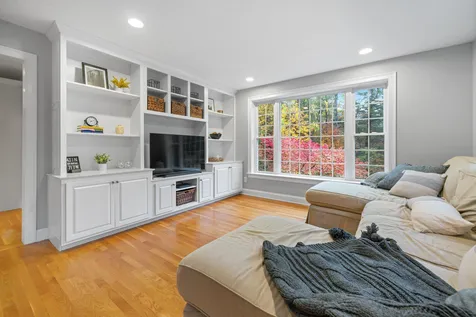 84 Bedford Road New Boston NH 03070
