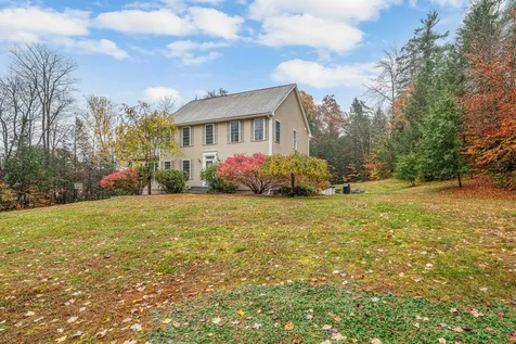 84 Bedford Road New Boston NH 03070