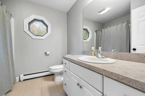 84 Bedford Road New Boston NH 03070