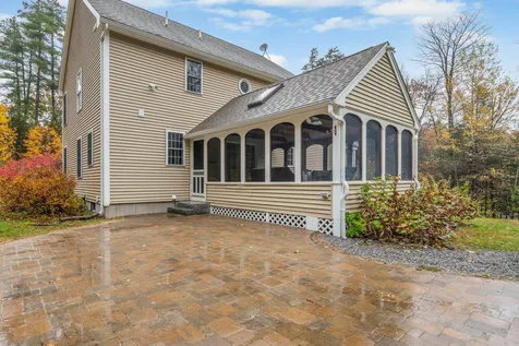 84 Bedford Road New Boston NH 03070