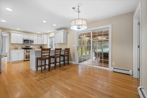 84 Bedford Road New Boston NH 03070