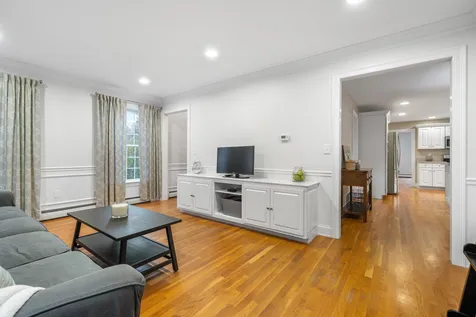 84 Bedford Road New Boston NH 03070