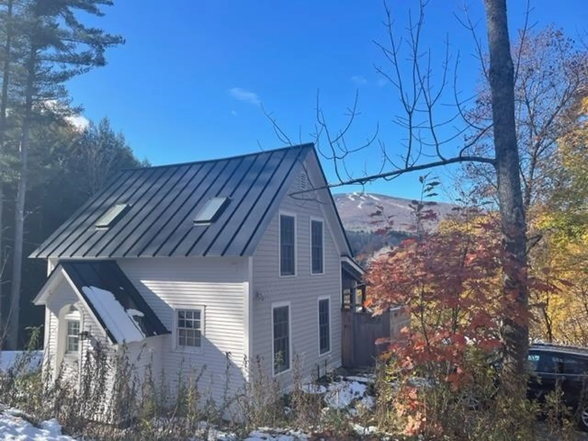 5 South Hill Street Ludlow VT 05149