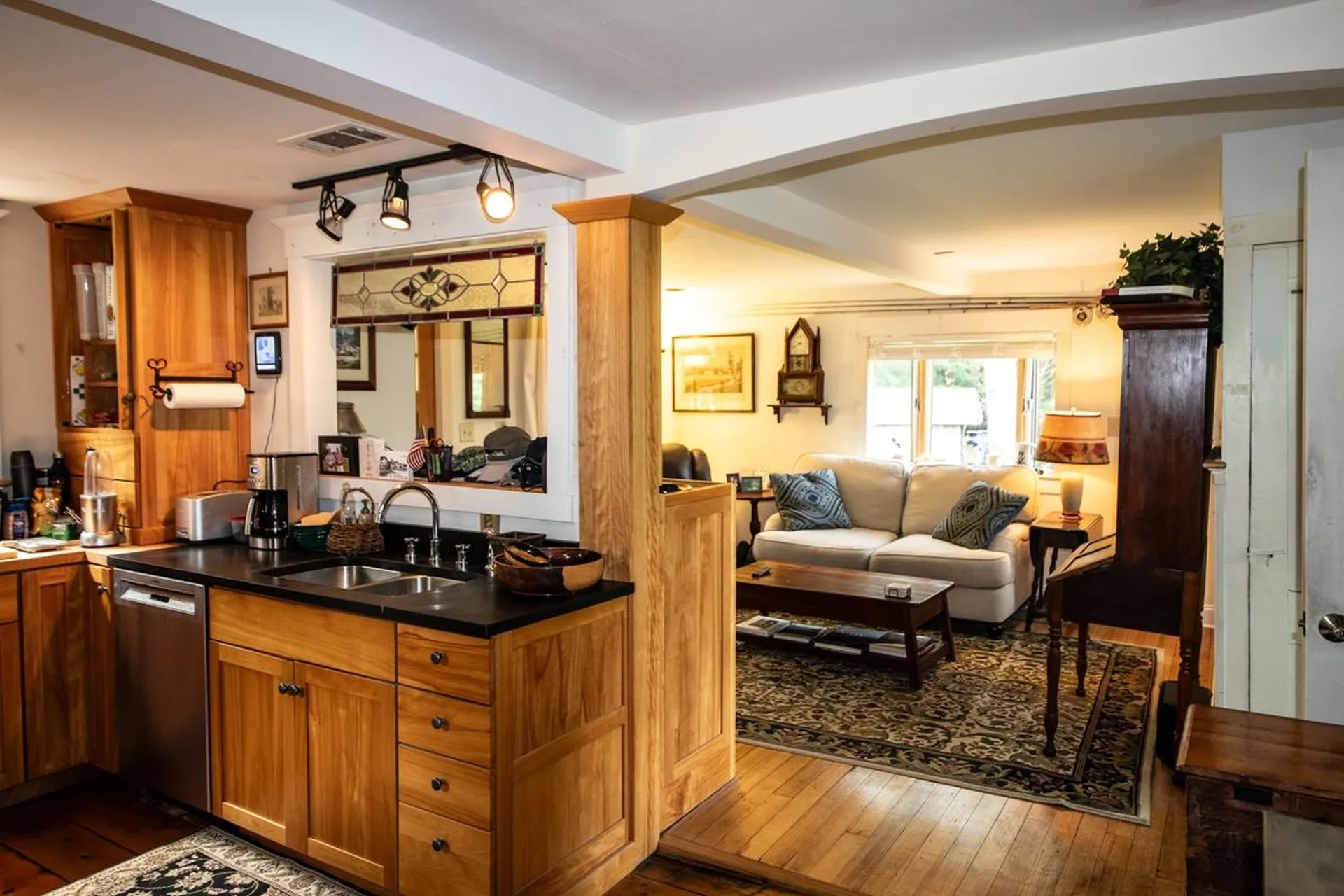 5 South Hill Street Ludlow VT 05149