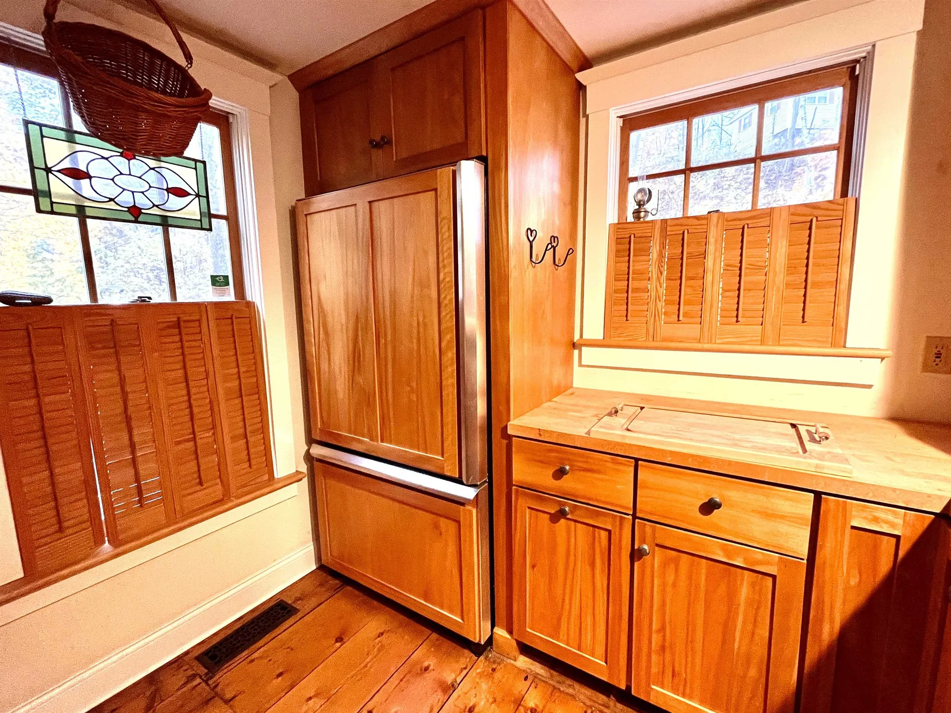 5 South Hill Street Ludlow VT 05149