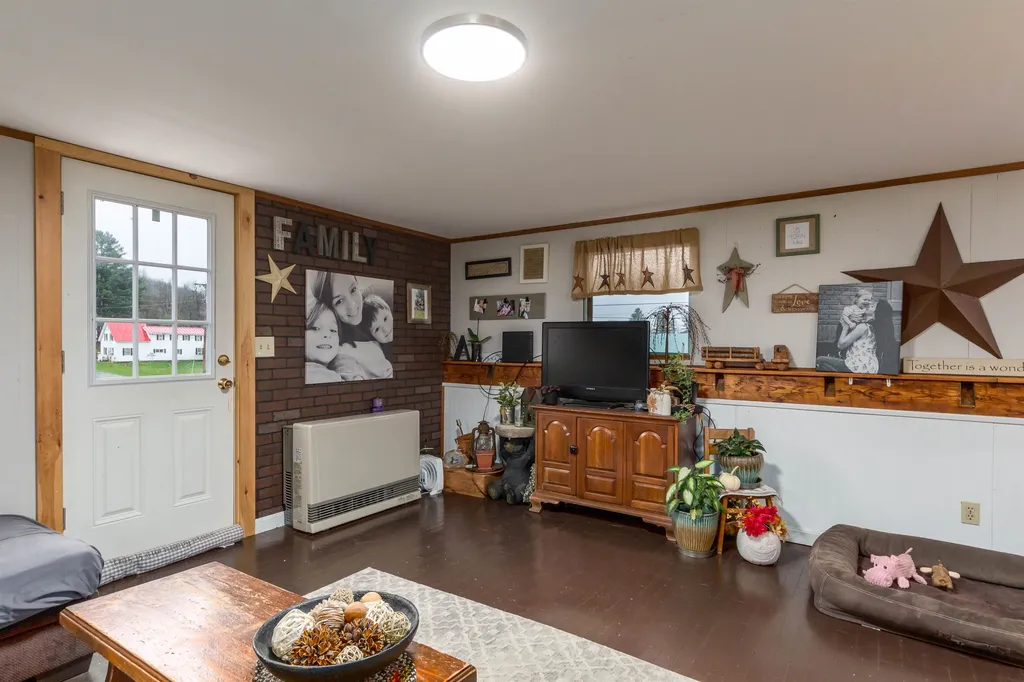 393 Ferry Street Hyde Park VT 05655