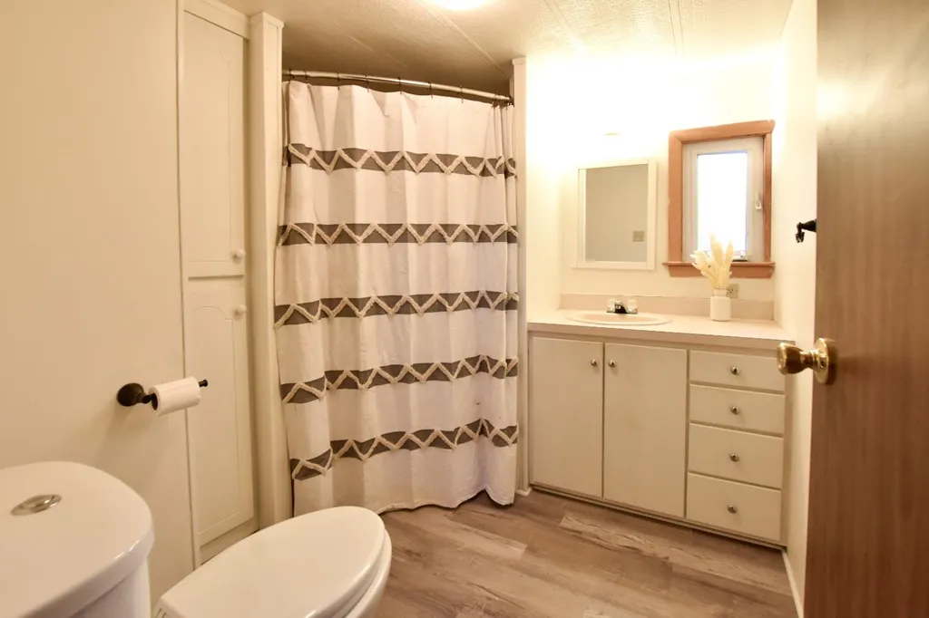 311 Sherwood Glen Somersworth NH 03878