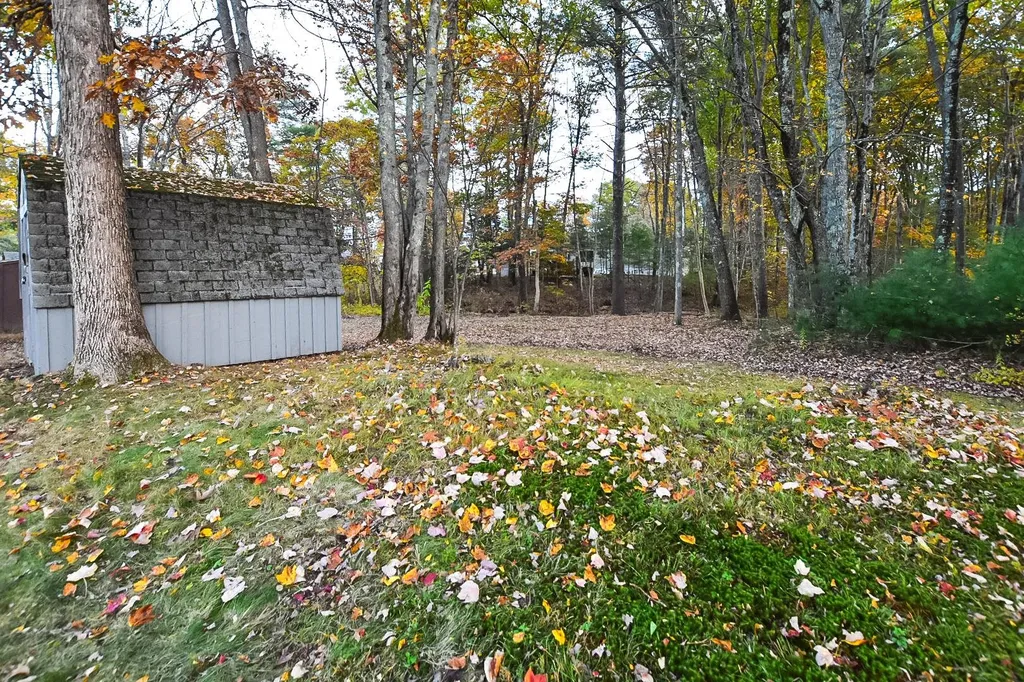 311 Sherwood Glen Somersworth NH 03878