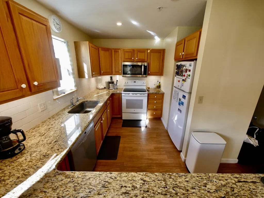 2 Arbor Court Lebanon NH 03784