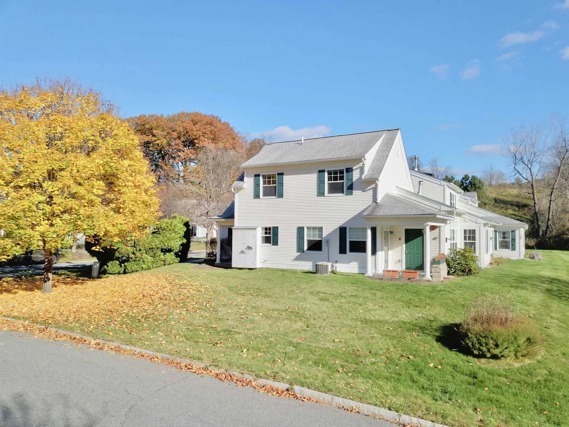 2 Arbor Court Lebanon NH 03784