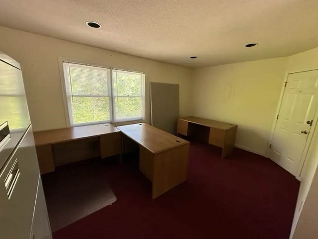 734 Us Route 4 East Rutland Town VT 05701