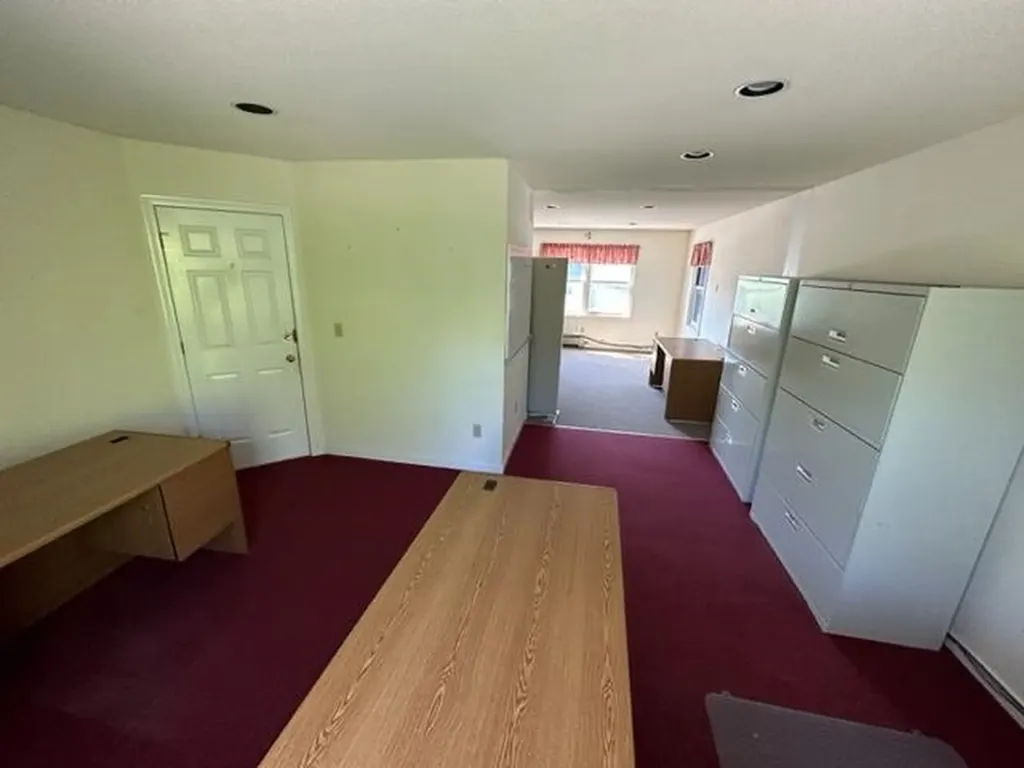 734 Us Route 4 East Rutland Town VT 05701