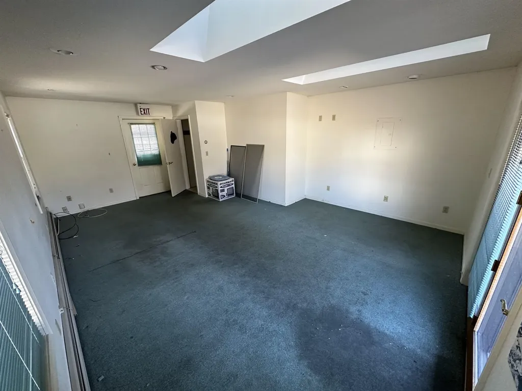 734 Us Route 4 East Rutland Town VT 05701