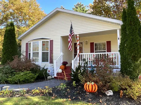 11 Alexandra Lane Rochester NH 03867