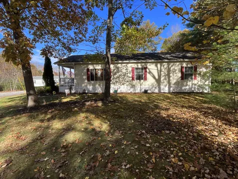 11 Alexandra Lane Rochester NH 03867