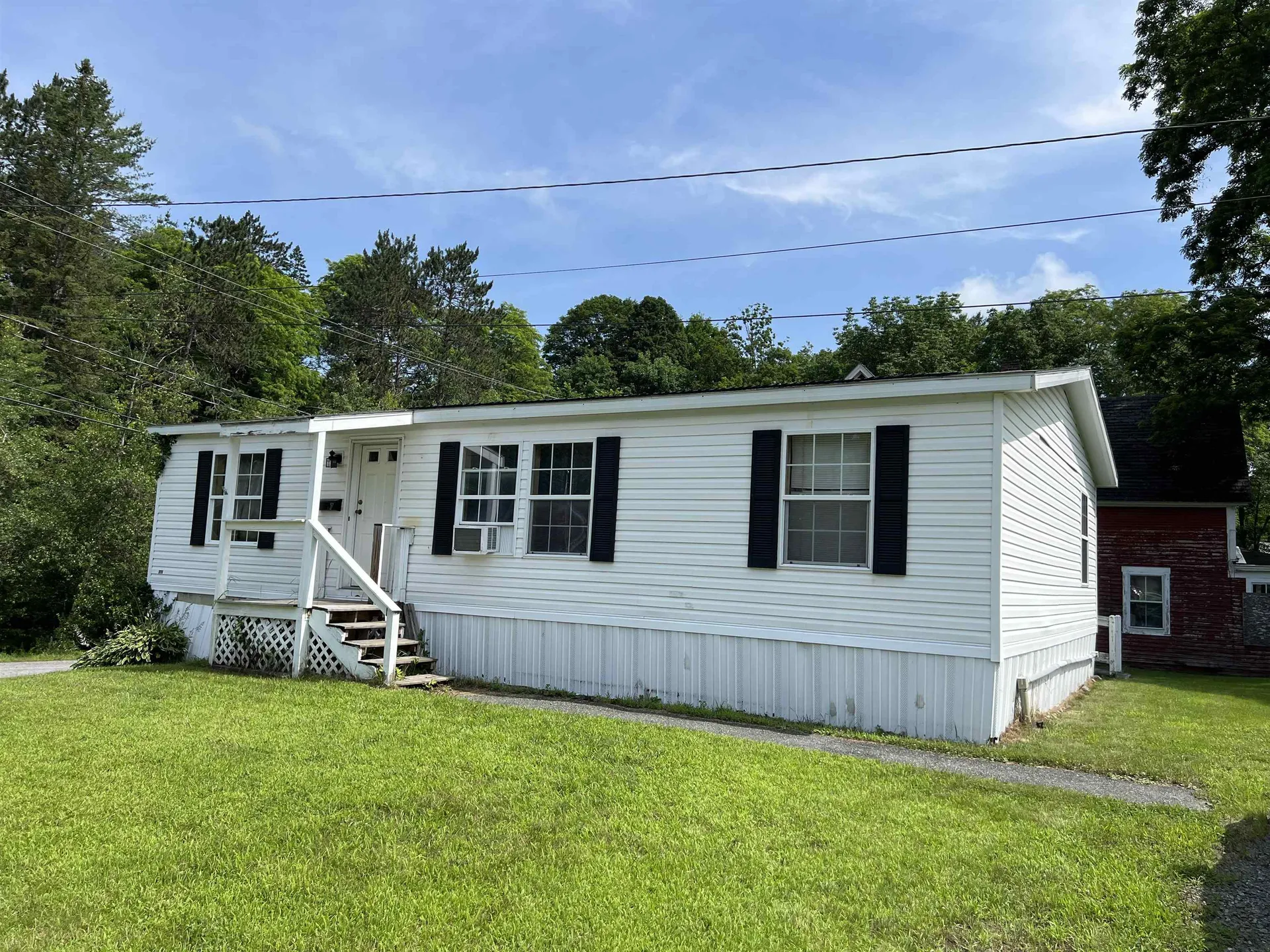 7 Goudie Street Lisbon NH 03585