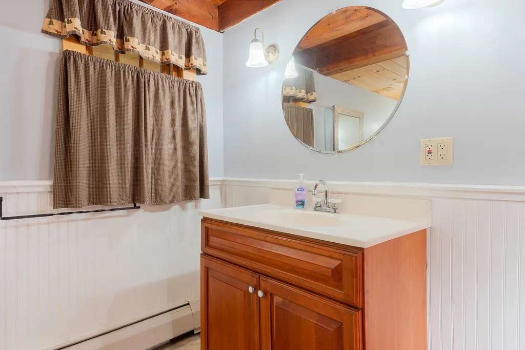 131 Northeast Pond Road Milton NH 03851