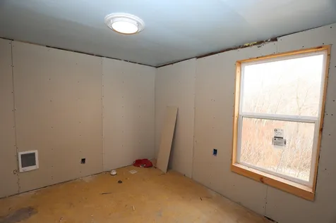 3 N Winchester Street Swanzey NH 03446