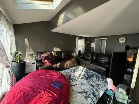 7 Bradford Street Nashua NH 03063