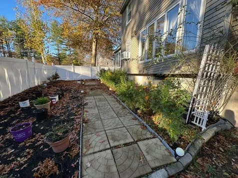 7 Bradford Street Nashua NH 03063
