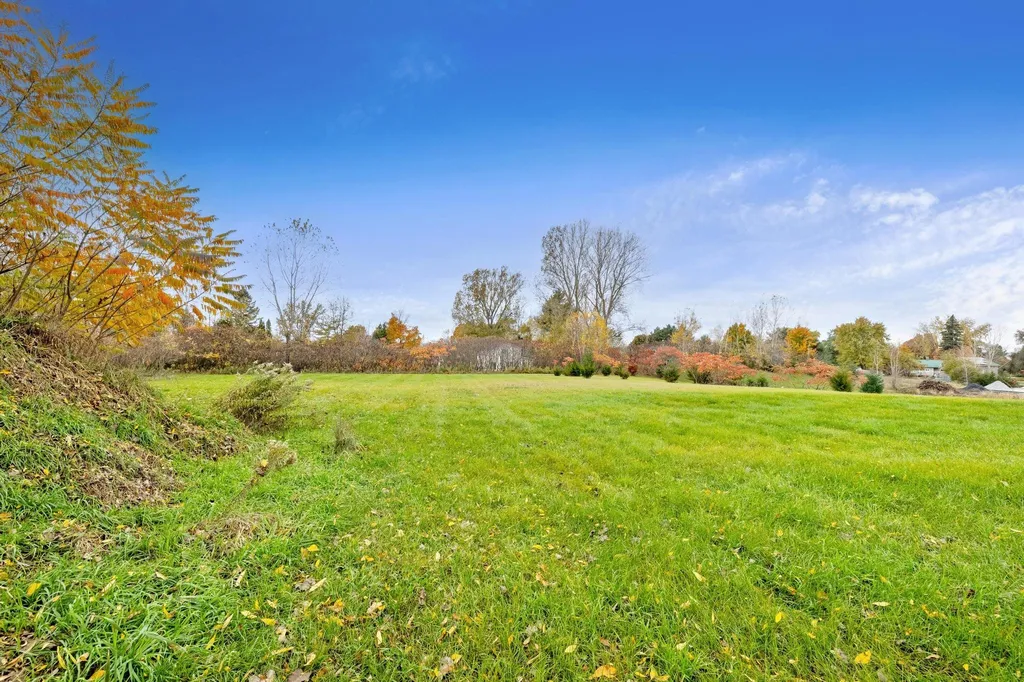 91 Meadow Lane Isle La Motte VT 05463