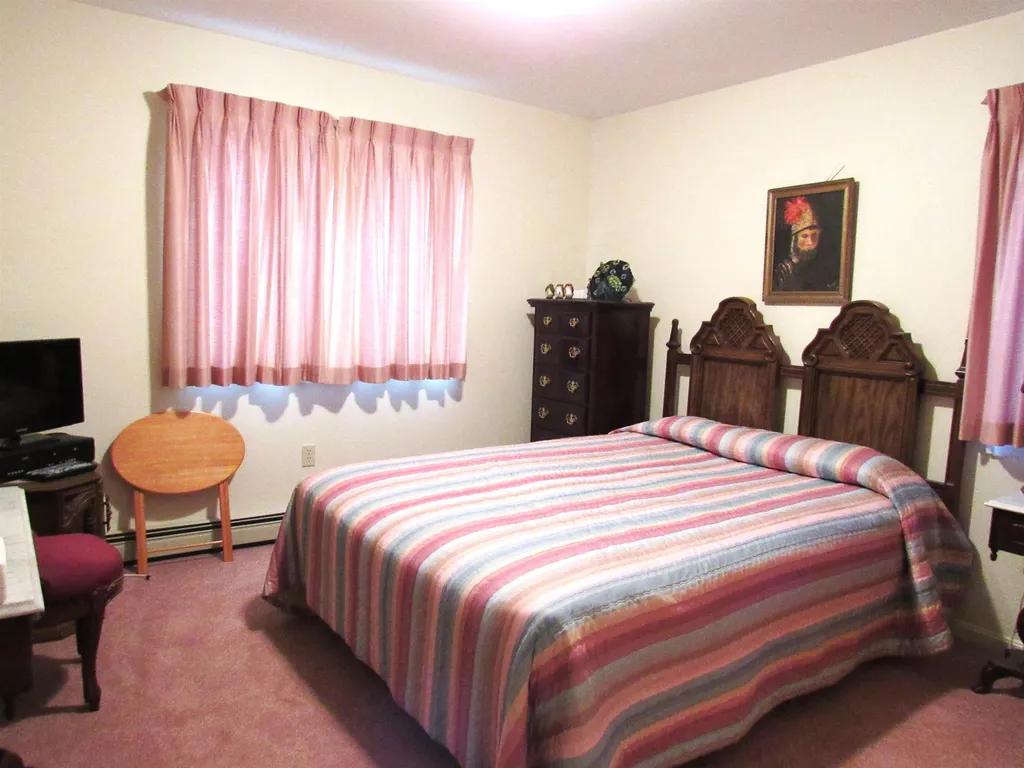 32 Bangor Street Gorham NH 03581