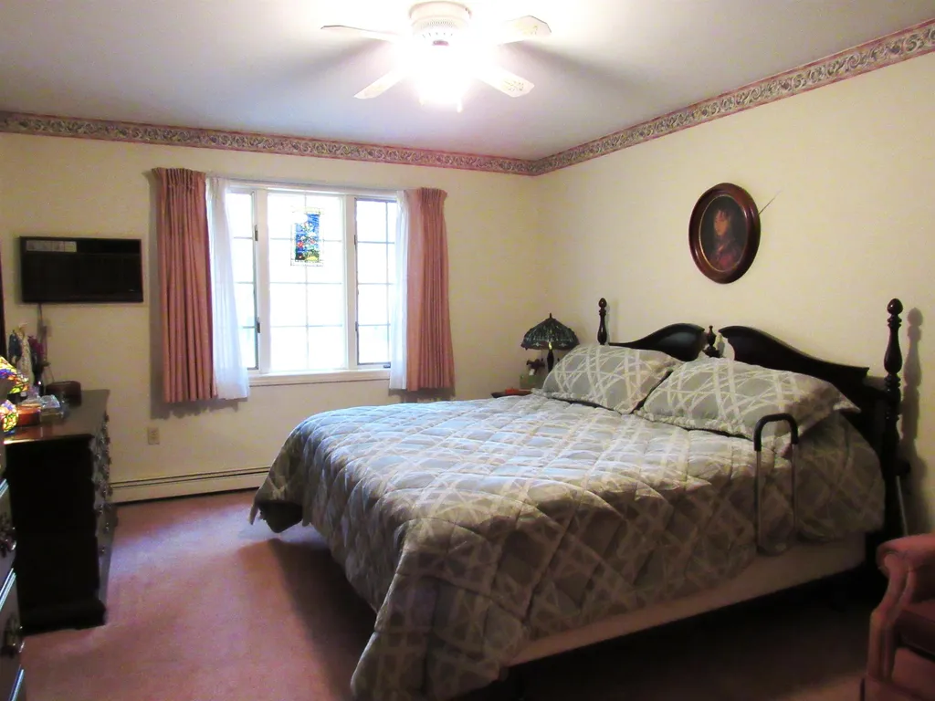32 Bangor Street Gorham NH 03581