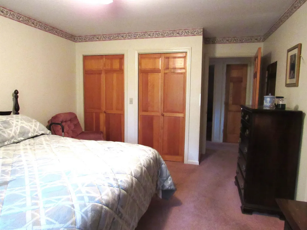 32 Bangor Street Gorham NH 03581