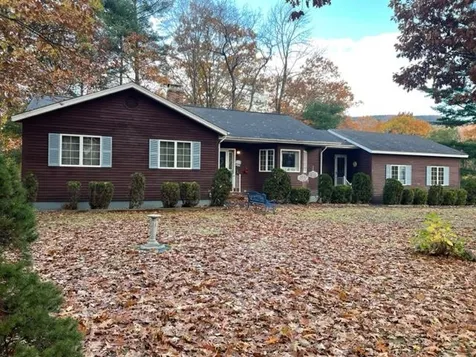 32 Bangor Street Gorham NH 03581