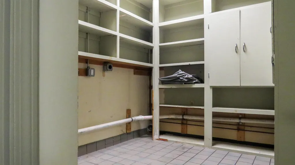 2626 Brown Avenue Manchester NH 03103