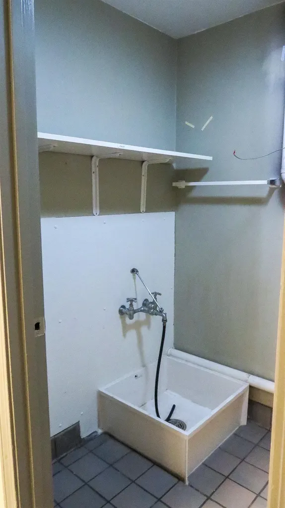 2626 Brown Avenue Manchester NH 03103