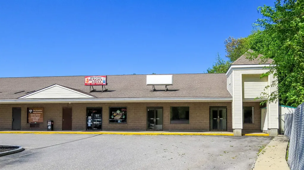 2626 Brown Avenue Manchester NH 03103