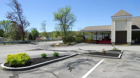 2626 Brown Avenue Manchester NH 03103
