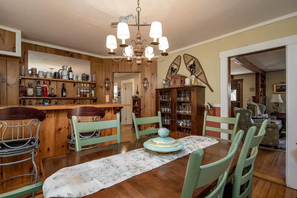 55 Pond Street Londonderry VT 05148